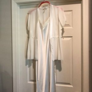 Vera Wang gown/robe